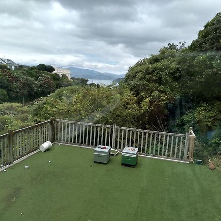 Quiet Location With View And Public Transport Apartment Wellington Bagian luar foto